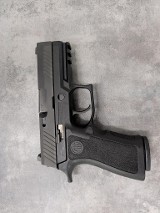 SIG SAUER P320 40 Smith & Wesson - Image 2 of 4