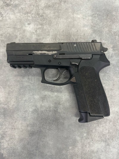 SIG SAUER SP2022 9MM LUGER (9x19 PARA) - Image 2 of 4