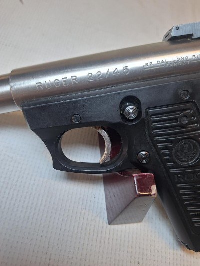 RUGER 22/45 .22 LR - Image 4 of 5