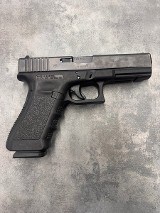 GLOCK 22 GEN 4 40 Smith & Wesson - Image 2 of 6