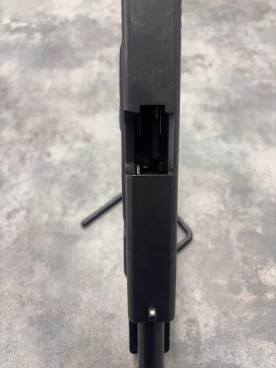 GLOCK 22 GEN 4 40 Smith & Wesson - Image 6 of 6
