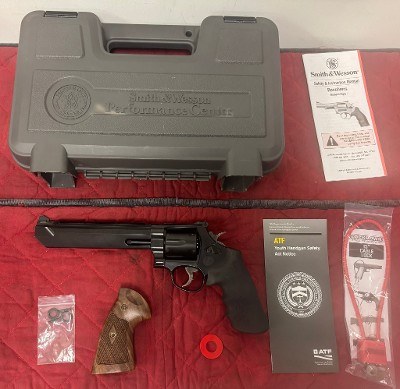 SMITH & WESSON 629 STEALTH HUNTER PERFORMANCE .44 MAGNUM - Image 2 of 13