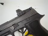 SIG SAUERP320 COMPACT9MM LUGER (9x19 PARA) - Image 4 of 8