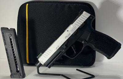 SIG SAUER P322 .22 LR - Image 1 of 4