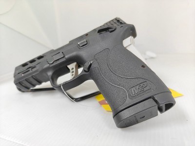 SMITH & WESSON 380 shield ez performance center .380 ACP - Image 3 of 8