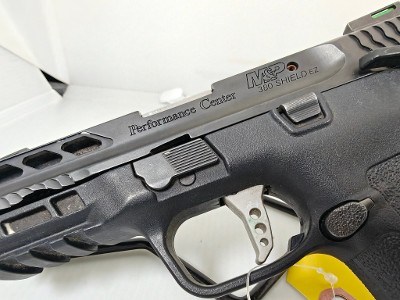 SMITH & WESSON 380 shield ez performance center .380 ACP - Image 4 of 8