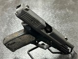 SIG SAUER SP2022 40 Smith & Wesson - Image 2 of 6