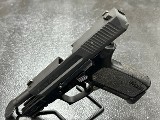 SIG SAUER SP2022 40 Smith & Wesson - Image 3 of 6
