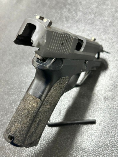 SIG SAUER SP2022 40 Smith & Wesson - Image 6 of 6