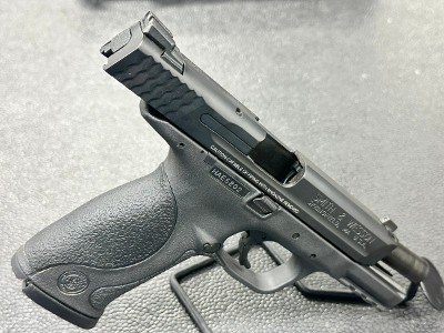 SMITH & WESSON M&P 40 40 Smith & Wesson - Image 6 of 8