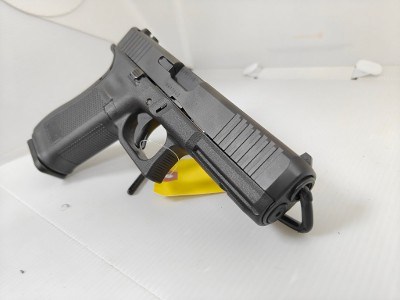 GLOCK G17 GEN5*10-ROUND* 9MM LUGER (9X19 PARA) - Image 6 of 6