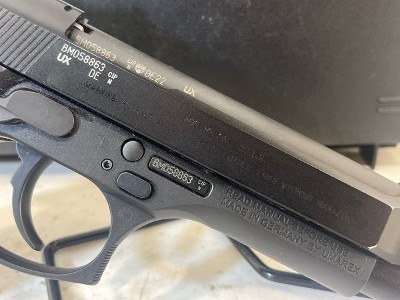 UMAREX M9 .22 LR - Image 2 of 8