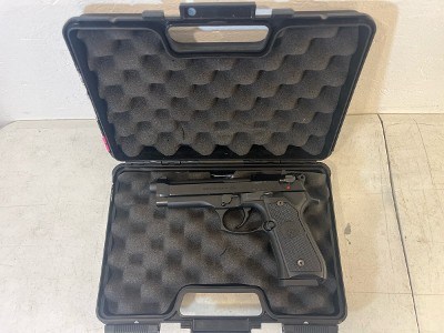UMAREX M9 .22 LR - Image 8 of 8