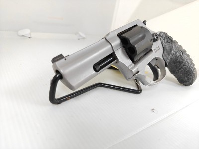 TAURUS 856 DEFENDER .38 SPL +P - Image 2 of 6