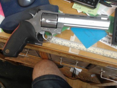 TAURUS 454 RAGING BULL (2-454069M) .454 CASULL - Image 1 of 1