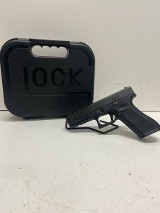 GLOCK 17 GEN 5 9MM LUGER (9x19 PARA) - Image 1 of 12