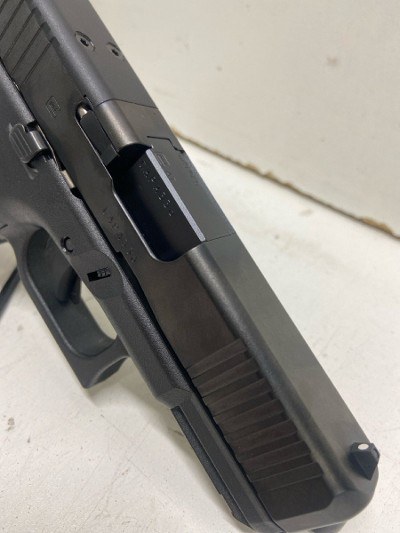 GLOCK 19 GEN 5 9MM LUGER (9x19 PARA) - Image 3 of 12