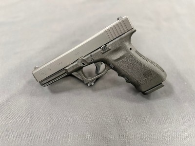 GLOCK G17 GEN3 9MM LUGER (9x19 PARA) - Image 1 of 5