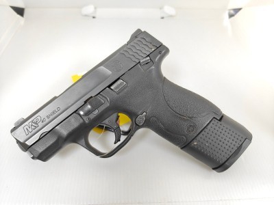 SMITH & WESSON M&P40 SHIELD MA COMPLIANT .40 S&W - Image 1 of 6
