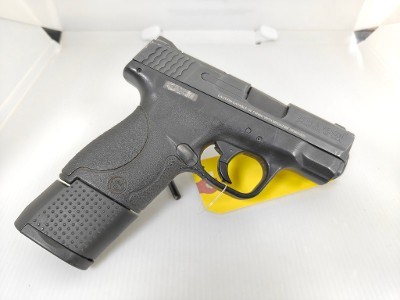 SMITH & WESSON M&P40 SHIELD MA COMPLIANT .40 S&W - Image 4 of 6