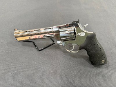 TAURUS 608 .357 MAG - Image 1 of 3