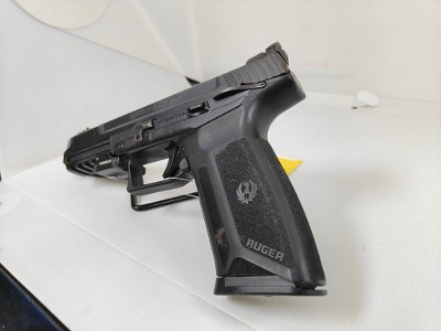 RUGER 57 5.7X28MM - Image 3 of 7