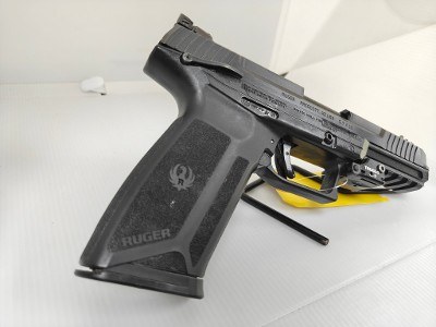 RUGER 57 5.7X28MM - Image 5 of 7