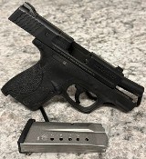 SMITH & WESSON M&P9 SHIELD .9mm - Image 4 of 7