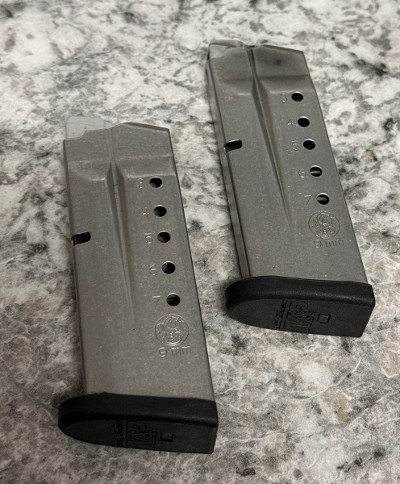SMITH & WESSON M&P9 SHIELD .9mm - Image 7 of 7