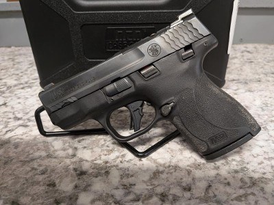 SMITH & WESSON 9 SHIELD PLUS .9mm - Image 1 of 4