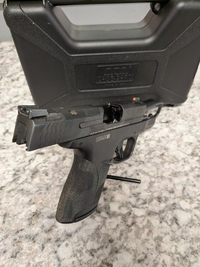 SMITH & WESSON 9 SHIELD PLUS .9mm - Image 4 of 4
