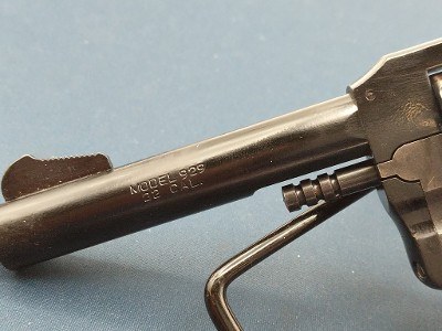 H&R 929 .22 LR - Image 4 of 9