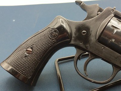 H&R 929 .22 LR - Image 8 of 9