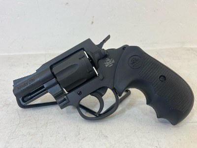 ROCK ISLAND ARMORY 206 .38 SPL - Image 1 of 8