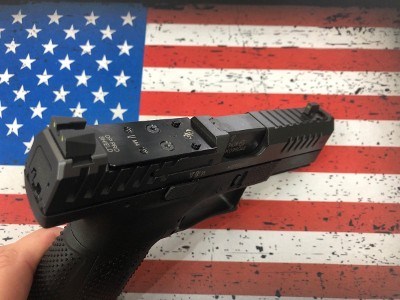 CZ P-10C OR PORTED 9MM LUGER (9x19 PARA) - Image 3 of 4