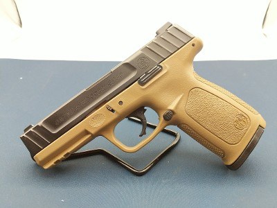 SMITH & WESSON SD40 .40 S&W - Image 1 of 4