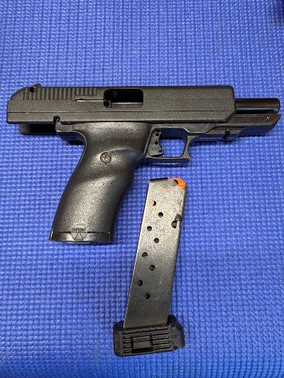 HI-POINT JCP .40 S&W - Image 2 of 4