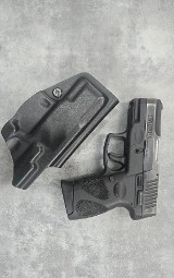 TAURUS G2C 40 Smith & Wesson - Image 1 of 7