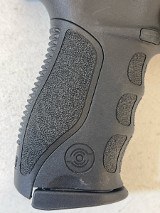 STOEGER STR-9 9X19 PARABELLUM - Image 9 of 9