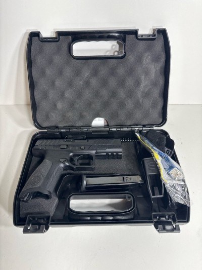 BERETTA APX 9MM LUGER (9x19 PARA) - Image 1 of 6