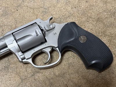 CHARTER ARMS BULLDOG .44 S&W SPECIAL - Image 4 of 6