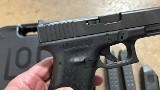 GLOCK G17RTF2 VICKERS TACTICAL EDITION 9MM LUGER (9x19 PARA) - Image 9 of 11
