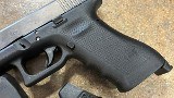 GLOCK G17RTF2 VICKERS TACTICAL EDITION 9MM LUGER (9x19 PARA) - Image 5 of 11