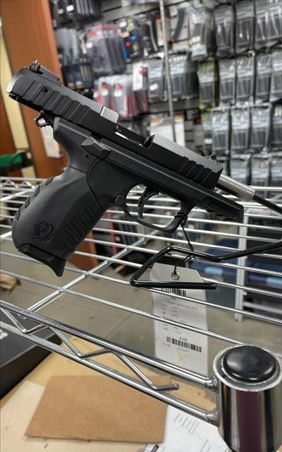 RUGER SR22 .22 LR - Image 2 of 2