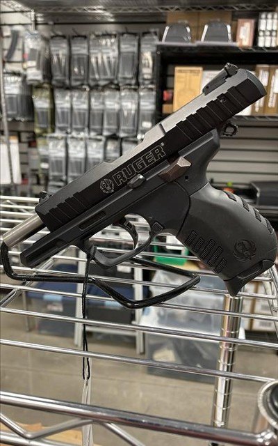 RUGER SR22 .22 LR