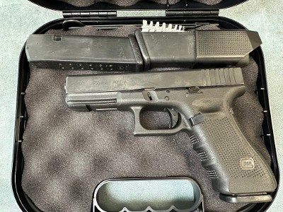 GLOCK G22 GEN 4 .40 S&W - Image 1 of 5