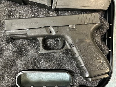 GLOCK G23 Gen 3 .40 S&W - Image 2 of 11