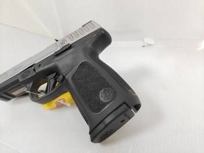 SMITH & WESSON SD40 2.0 .40 S&W - Image 3 of 6