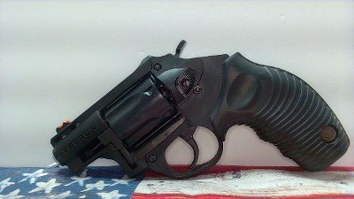 TAURUS 85 PROTECTOR POLYMER .38 SPL - Image 9 of 9