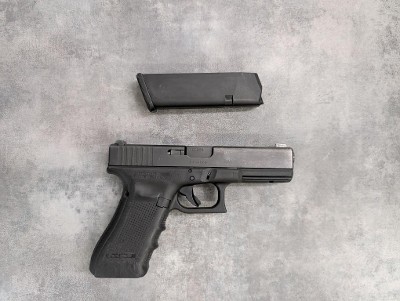 GLOCK 17 GEN 4 9MM LUGER (9x19 PARA) - Image 1 of 5